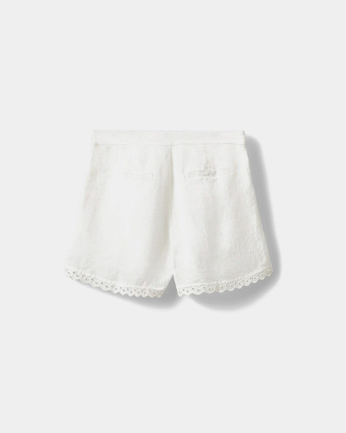 Sofie Schnoor WOMEN ALIXSW SCALLOP KANT SHORTS Shorts 0159 Cream White