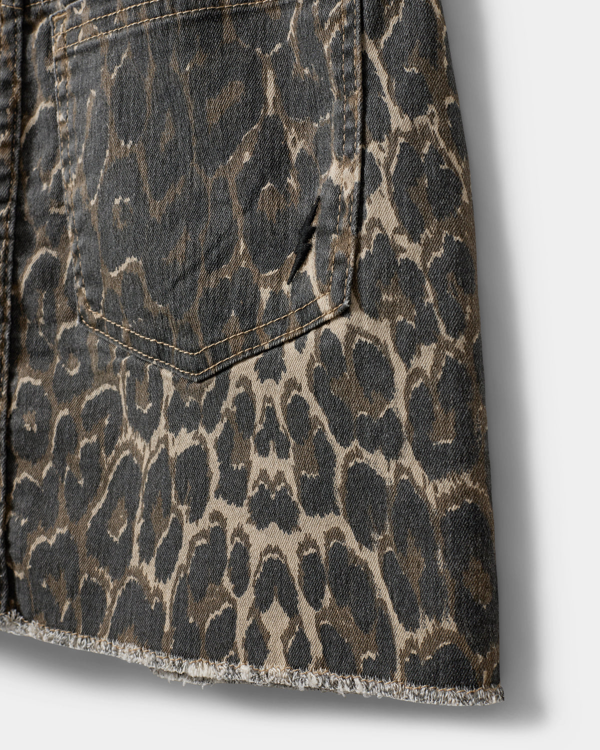 Sofie Schnoor YOUNG CALLYSY NEDERDEL Nederdel 9031 AOP Leo