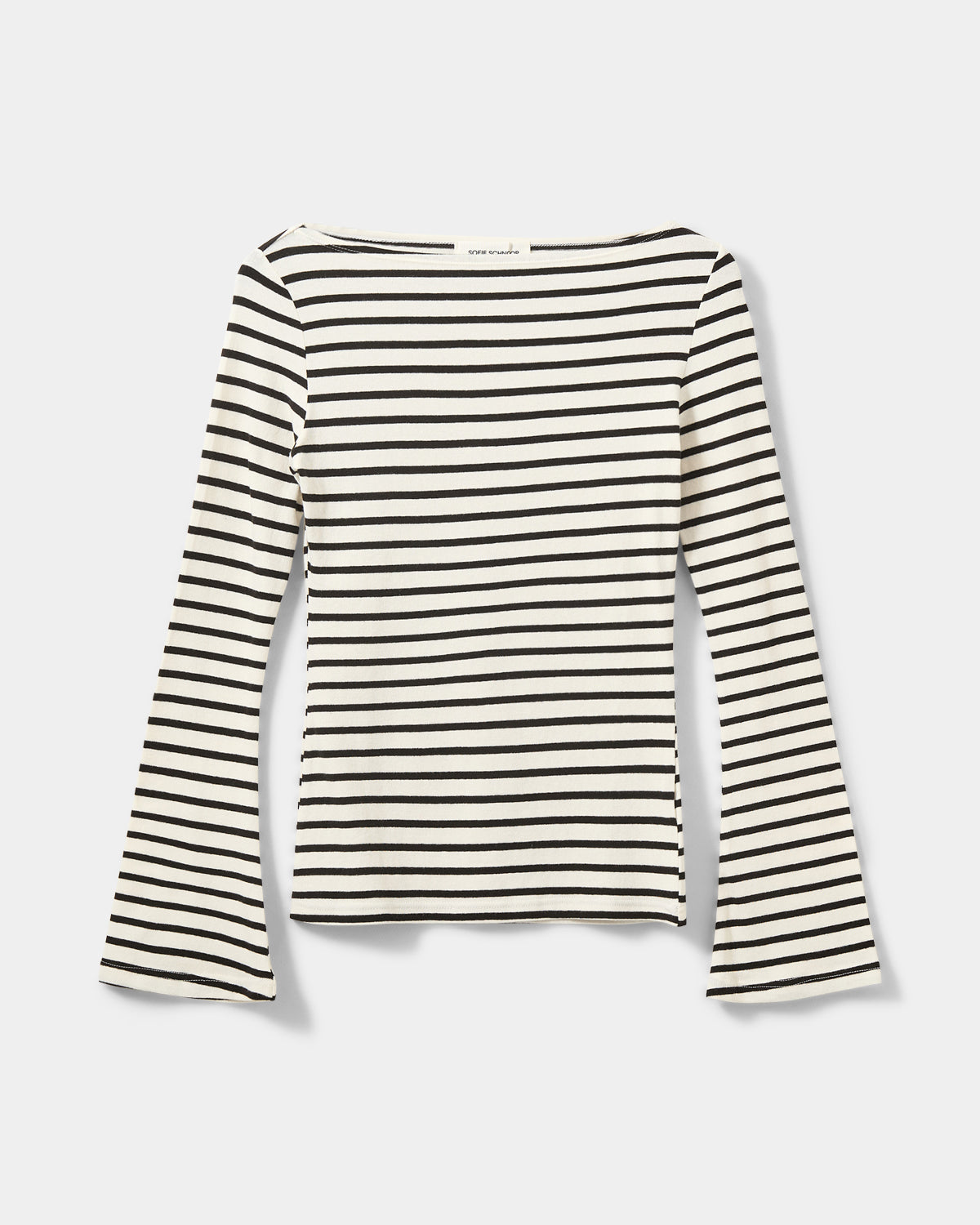 Sofie Schnoor WOMEN CECESW LANGÆRMET T-SHIRT MED BÅD UDSKÆRING T-shirt lang ærmet 0139 White Black striped