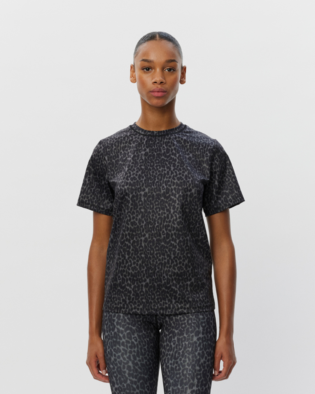 Sofie Schnoor SPORT FIOLASPO T-SHIRT T-shirt 9085 Grey leopard