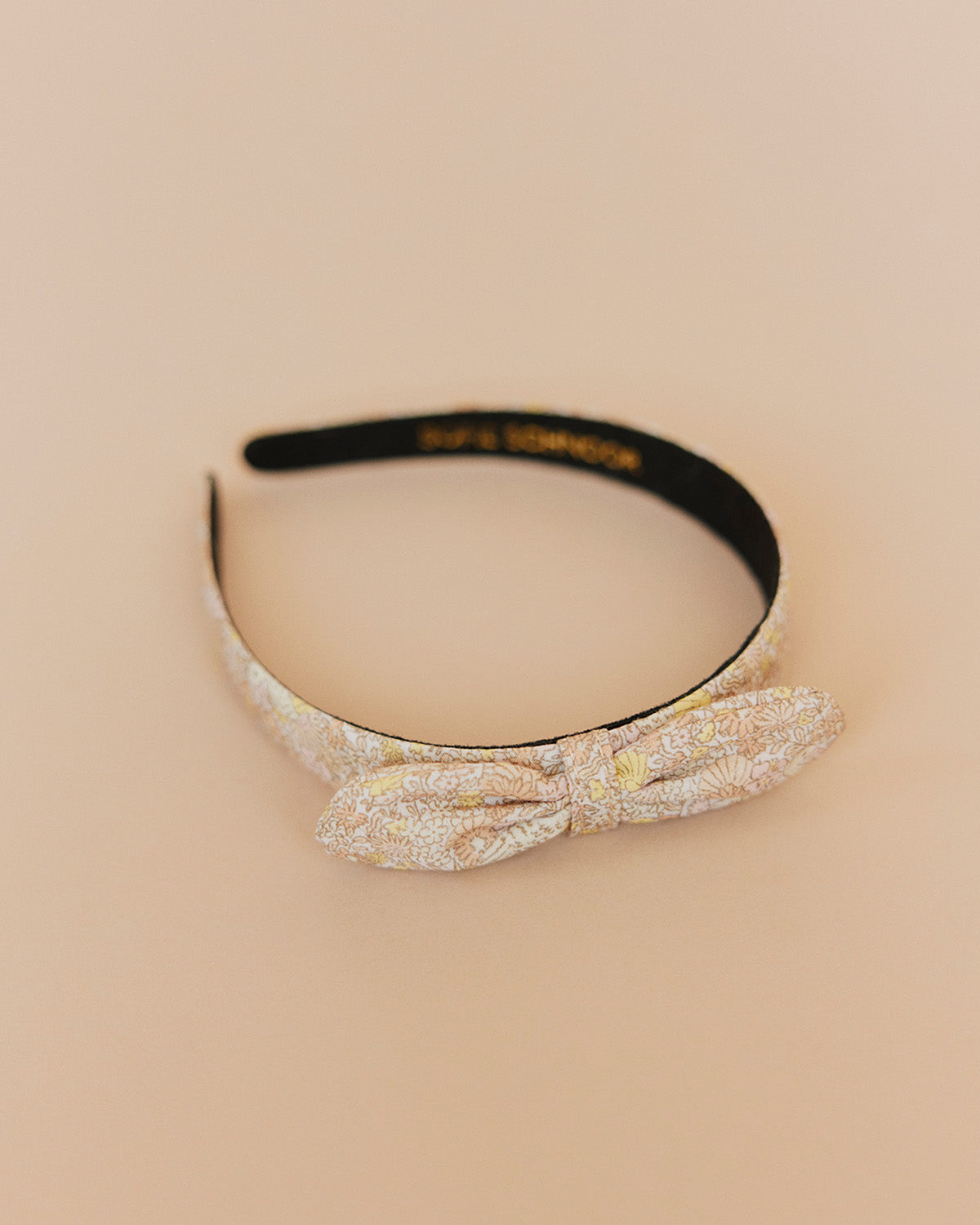 Sofie Schnoor KIDS HOLLYSK HÅRBÅND Hårbånd 9109 Off White with AOP