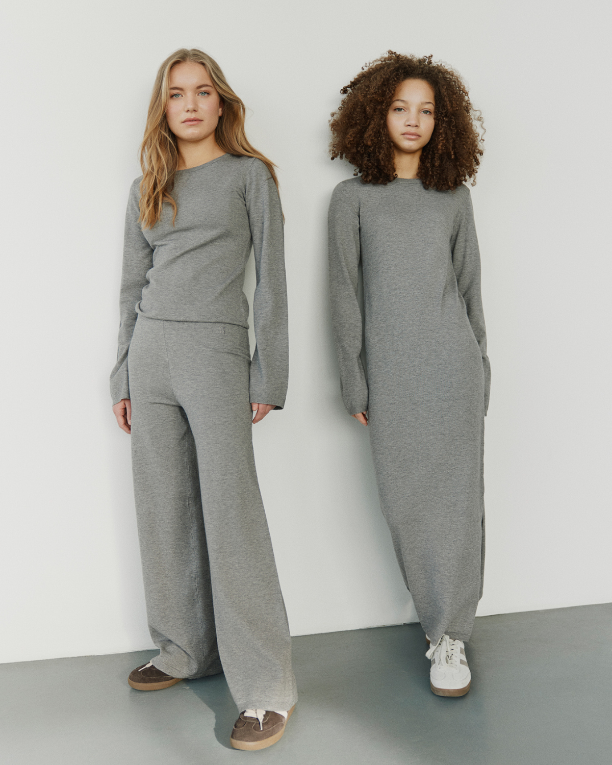Sofie Schnoor YOUNG KORYSY KJOLE Kjole 8000 Grey Melange
