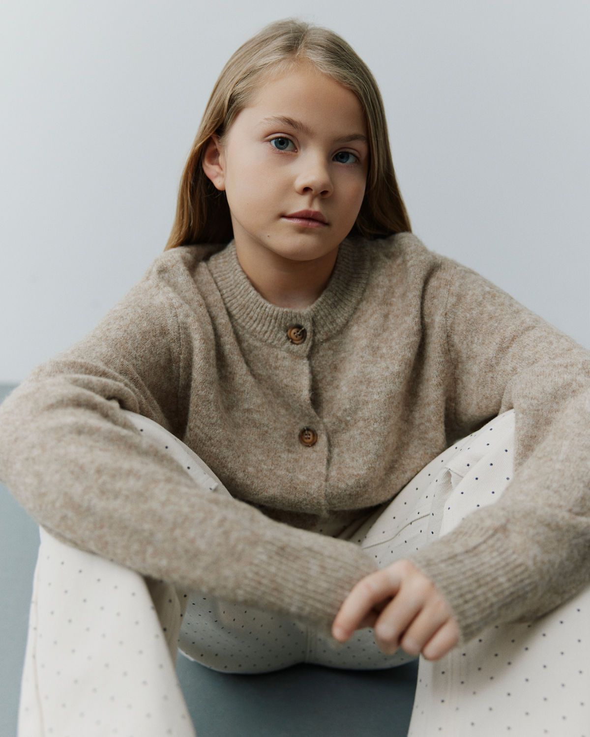 Sofie Schnoor YOUNG MAURASY CARDIGAN Cardigan 7145 Deer Melange