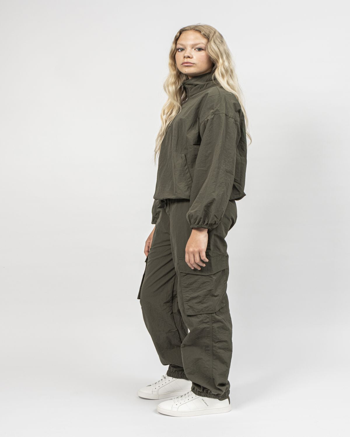 Sofie Schnoor YOUNG NelyaSY Buks Buks 3039 Army green