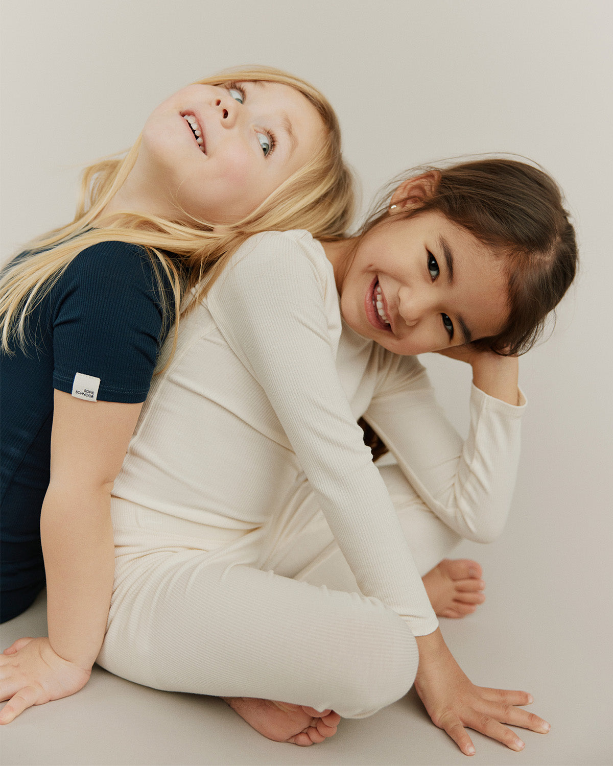 Sofie Schnoor KIDS PETRICIASK T-SHIRT LANGÆRMET T-shirt lang ærmet 0109 Off White