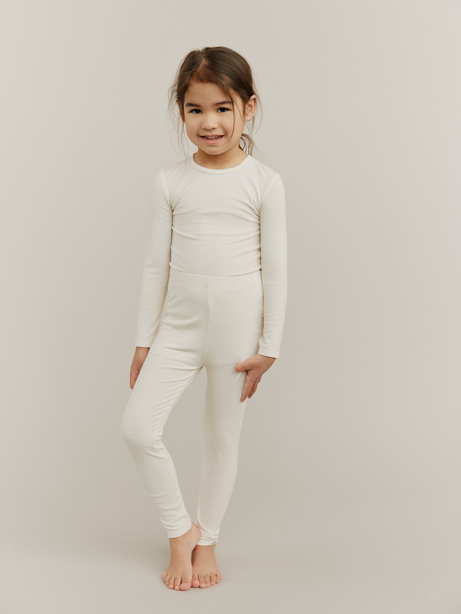 Sofie Schnoor KIDS PETRICIASK T-SHIRT LANGÆRMET T-shirt lang ærmet 0109 Off White