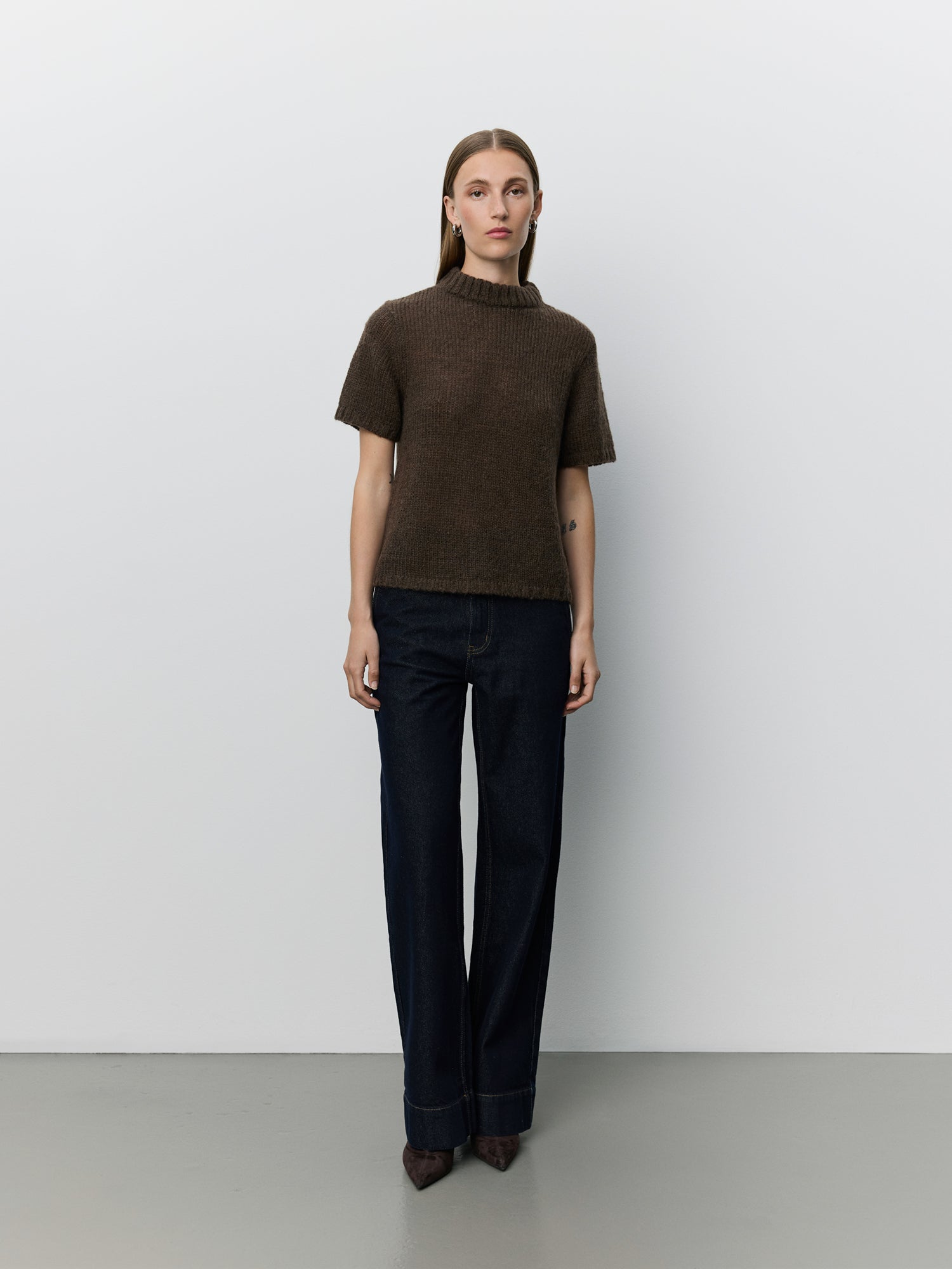 Sofie Schnoor WOMEN SAGASW KORTÆRMET STRIK SWEATER Strik 7025 Dark brown