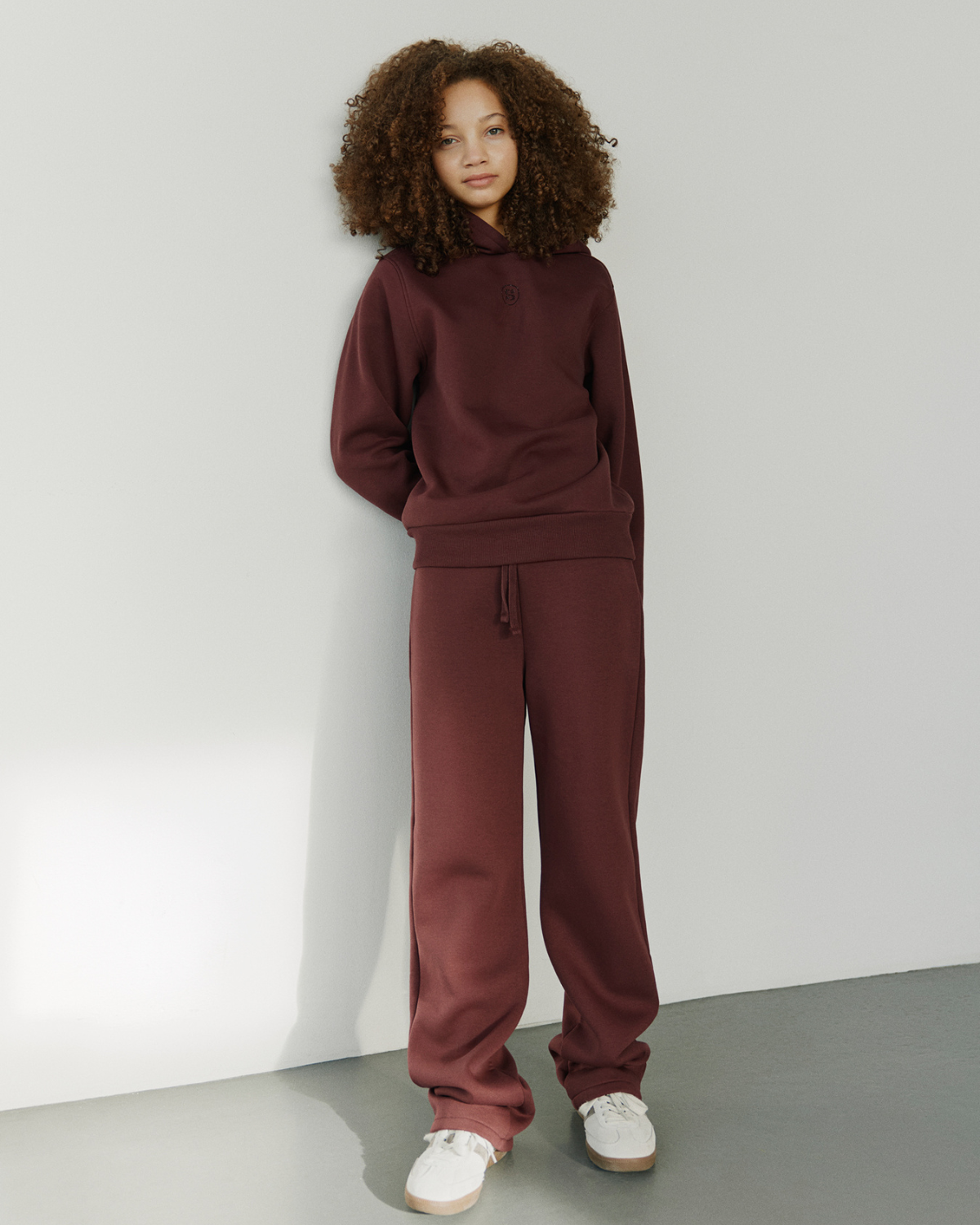 Sofie Schnoor YOUNG SIMONASY HÆTTETRØJE Hættetrøje 4162 Plum
