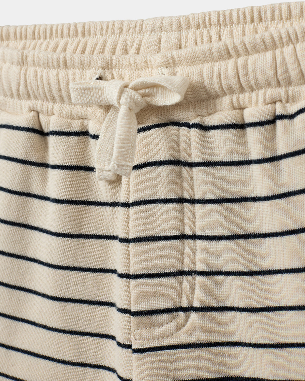 Sofie Schnoor KIDS STORMSK SHORTS Shorts 0149 Antique White w Blue