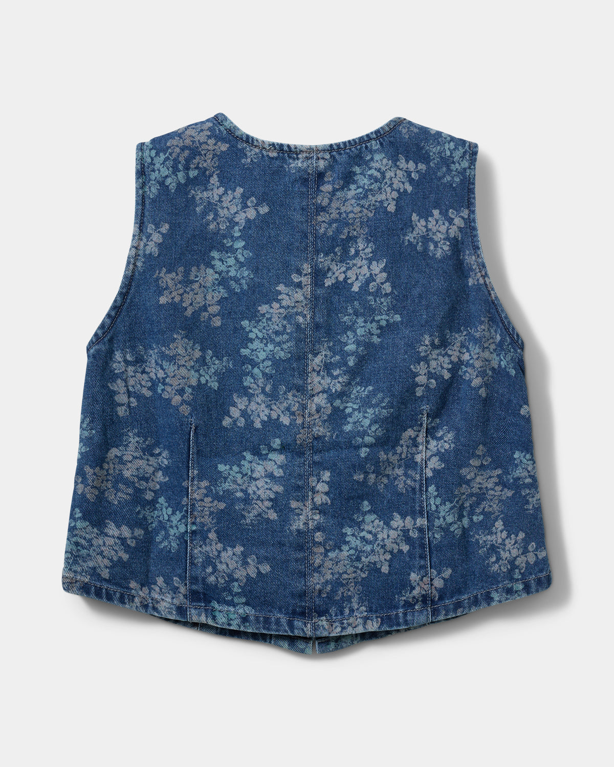 Sofie Schnoor YOUNG CarlaSY Vest Vest 9121 AOP Flower Blue