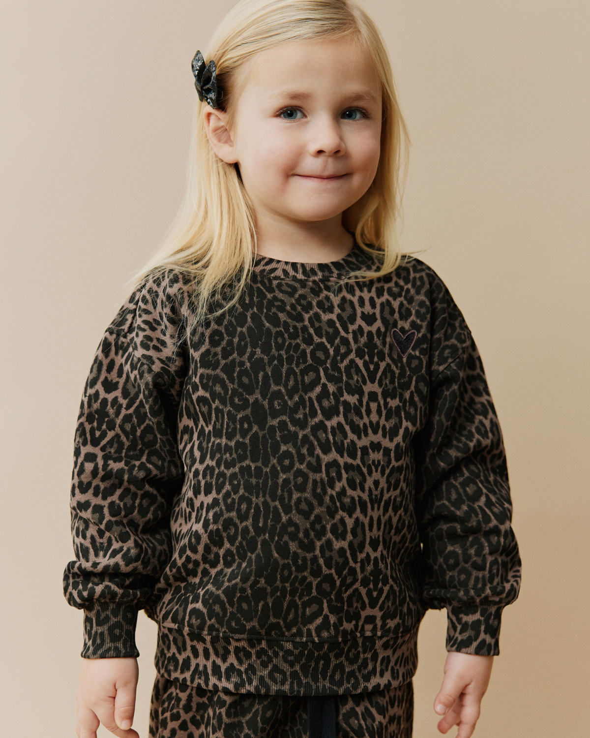 Sofie Schnoor KIDS ELISSK SWEATSHIRT Sweatshirt 9136 AOP Leopard