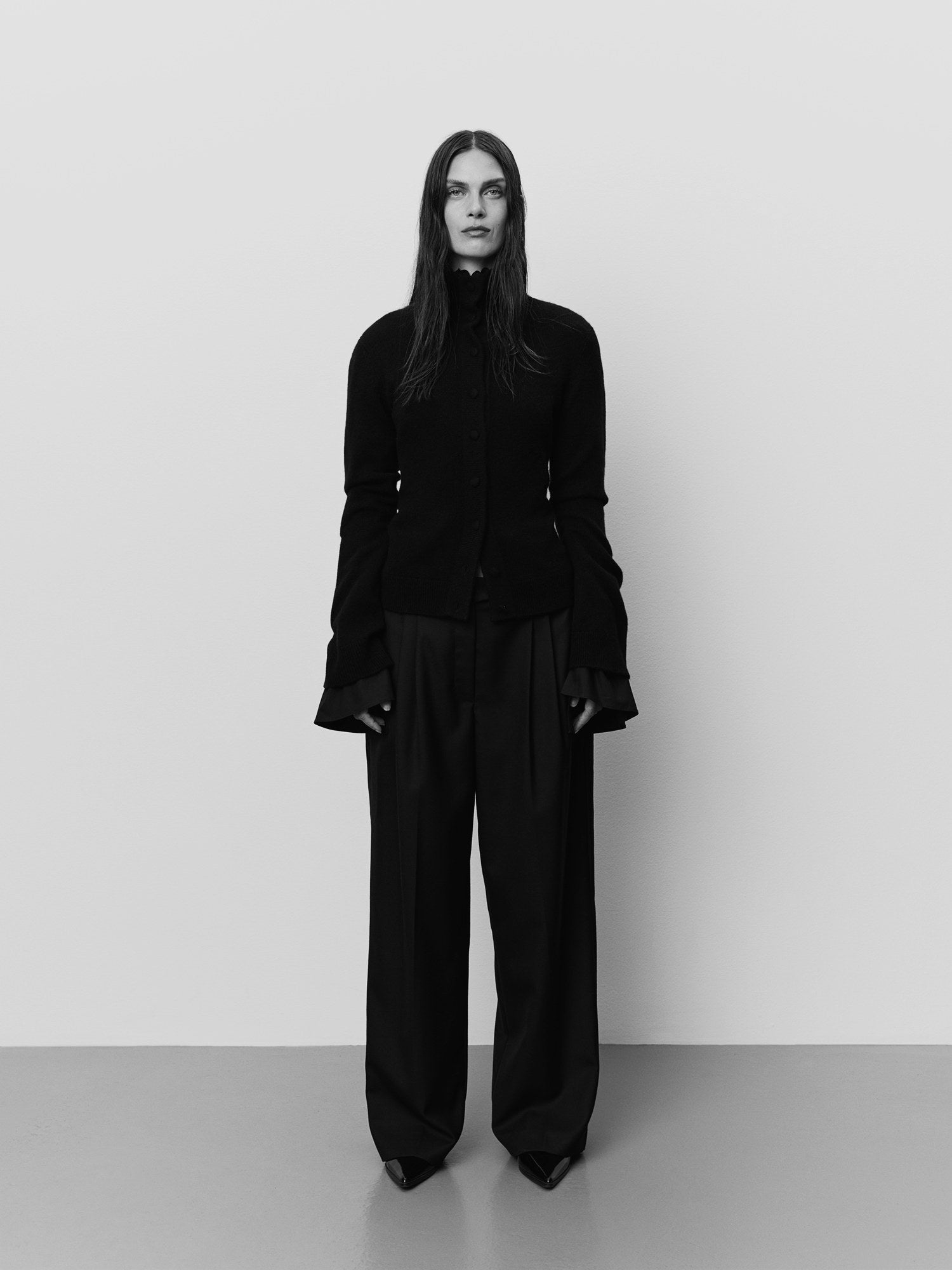 ICON 020 - CASHMERE CARDIGAN