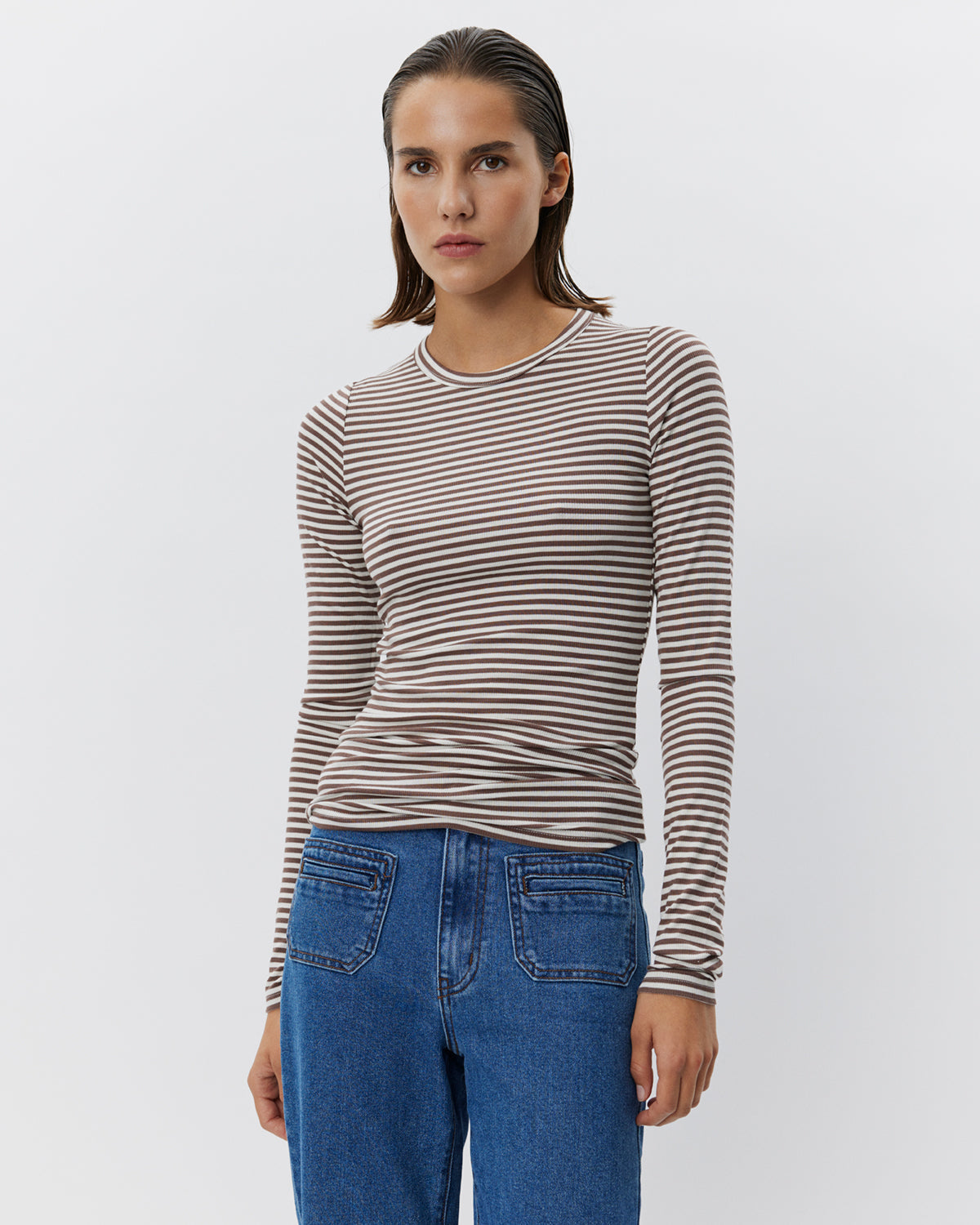 Sofie Schnoor WOMEN PETRICIASW STRIBE T-SHIRT LANGÆRMET T-shirt lang ærmet 7113 Brown Striped