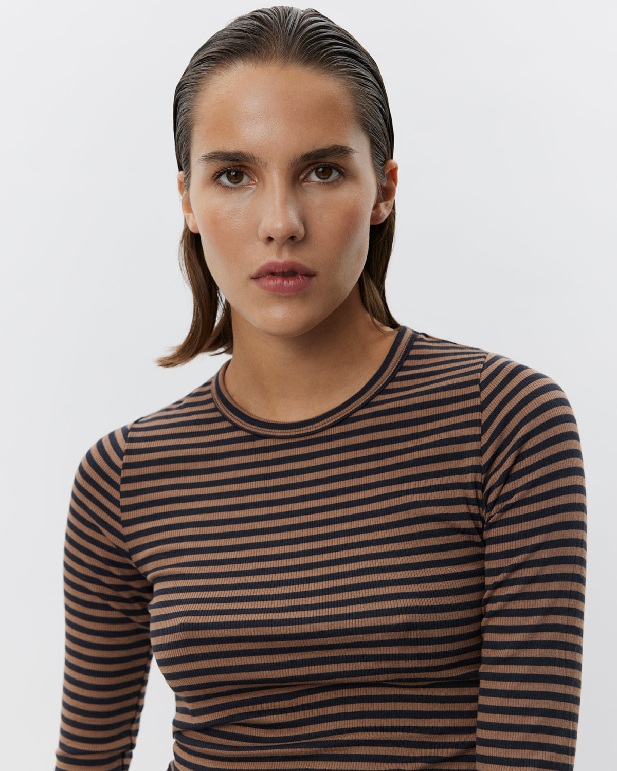 Sofie Schnoor WOMEN PETRICIASW STRIBE T-SHIRT LANGÆRMET T-shirt lang ærmet 7140 Light Brown Black striped