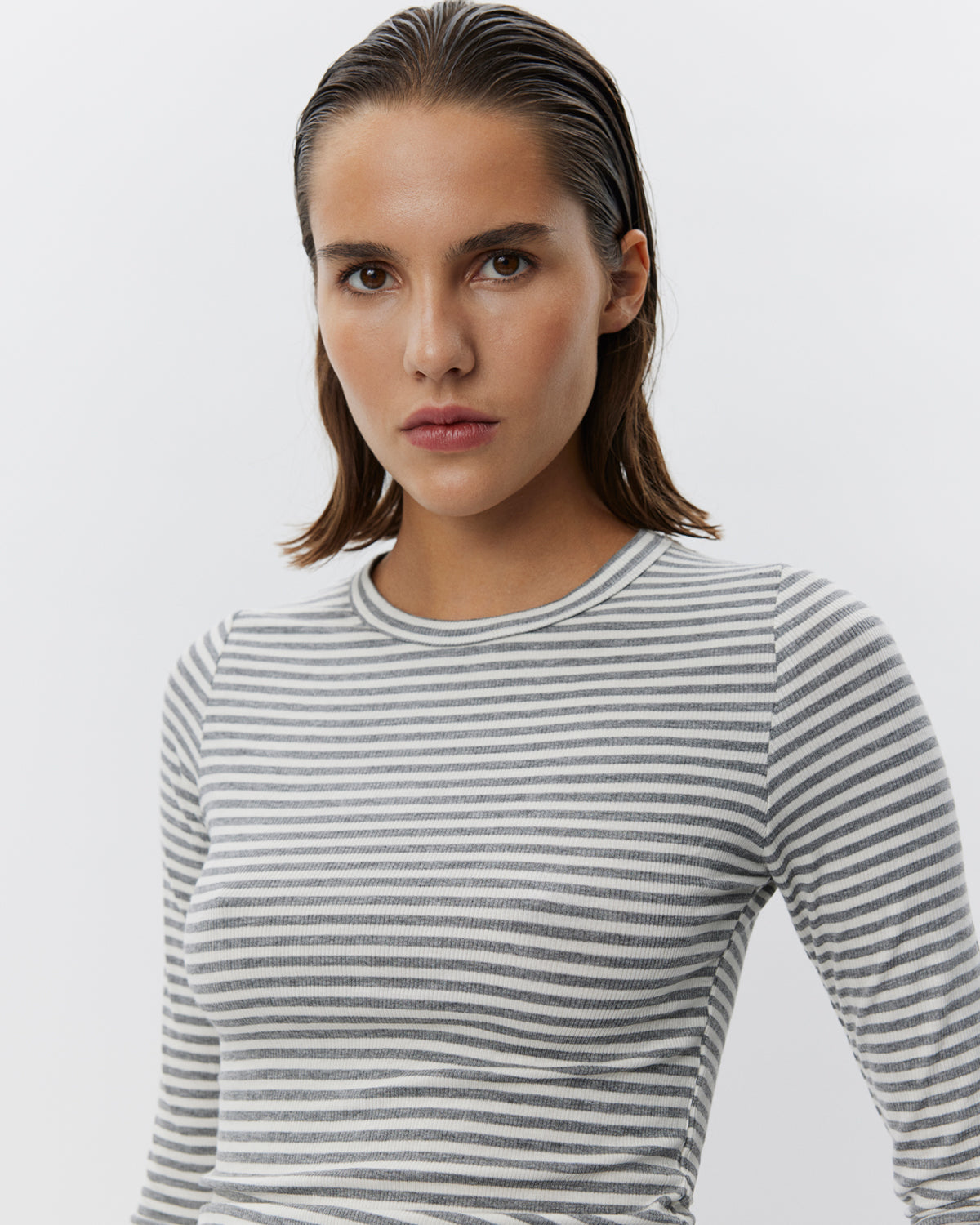 Sofie Schnoor WOMEN PETRICIASW STRIBE T-SHIRT LANGÆRMET T-shirt lang ærmet 8048 Grey Striped