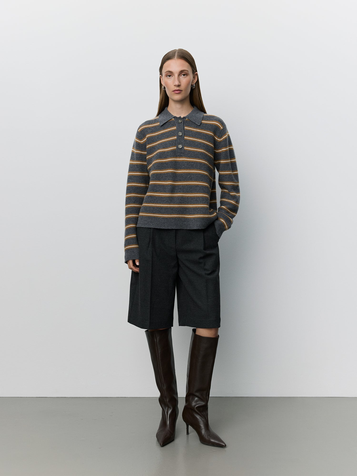 LOOK 08