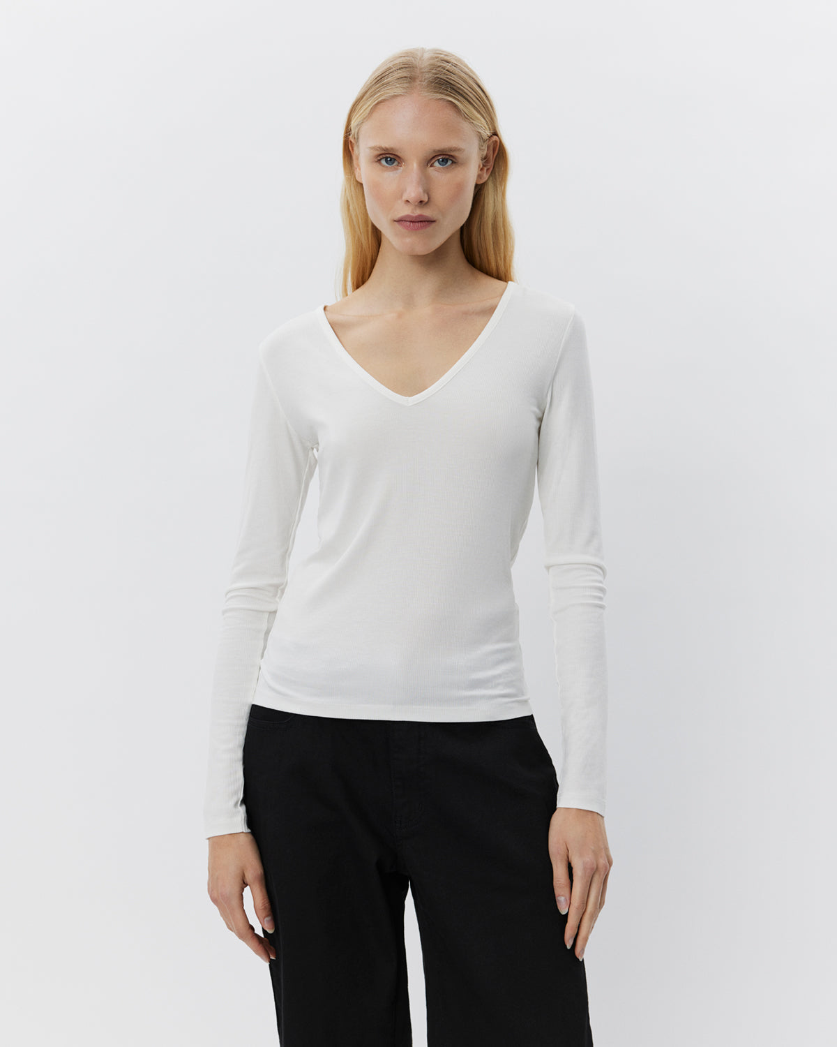 Sofie Schnoor WOMEN SALLYSW T-SHIRT LANGÆRMET T-shirt lang ærmet 0100 White